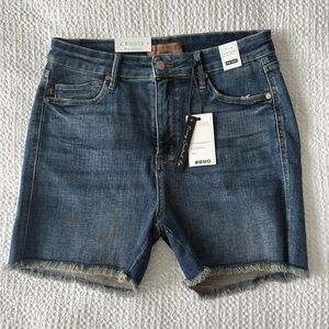 Judy Blue High Waist Tummy Control Cutoff Shorts Dark Wash Raw Hem NWT L